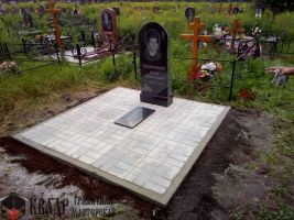 pamyatnik_na_mogilu-23_v_tule